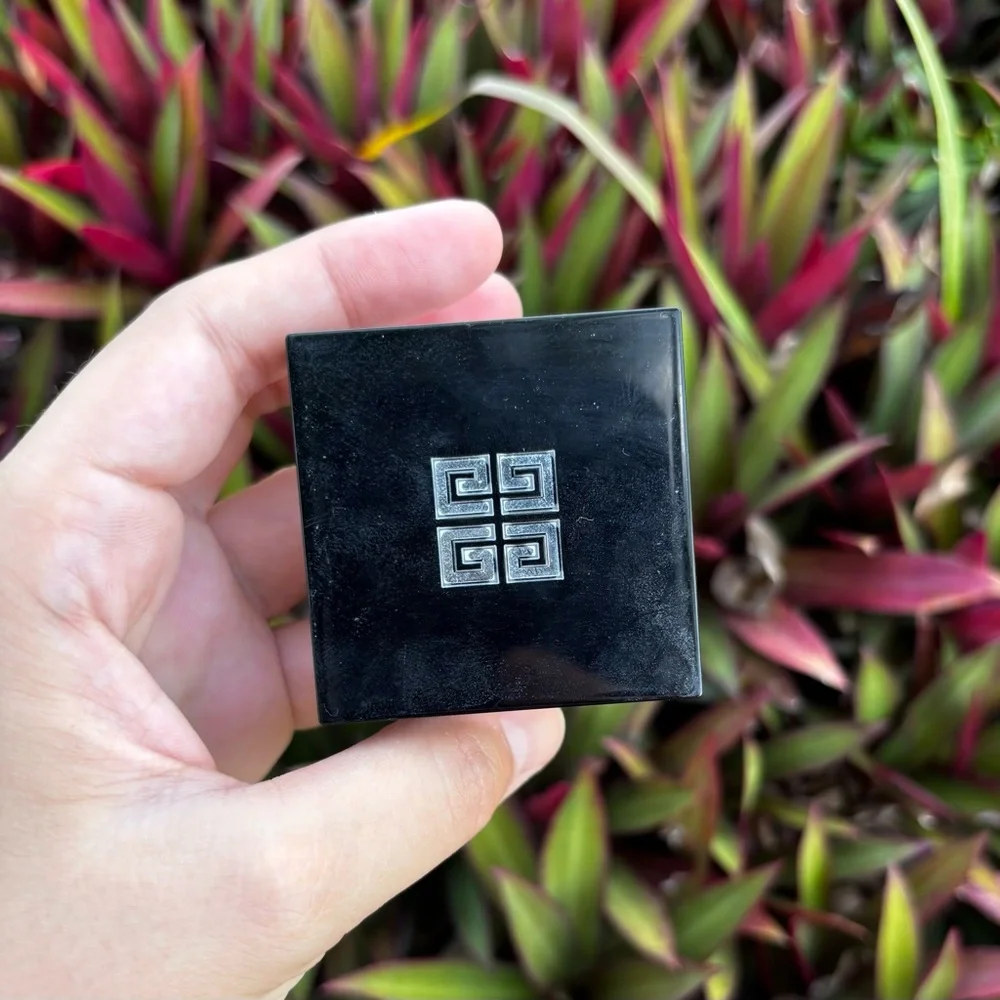 Givenchy Mini Illuminating & Color Correcting Loose Powder • Voile Rose